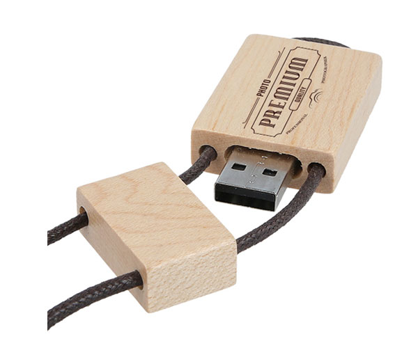 Drewniany pendrive 16GB na sznureczku WPK5.78340